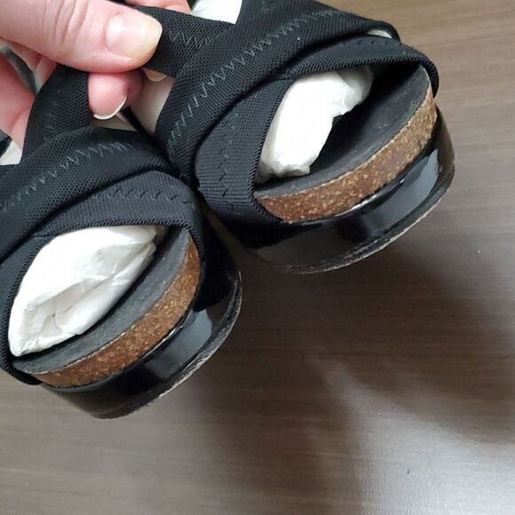 Donald J Pliner Wedge Sandals - Picture 6 of 6